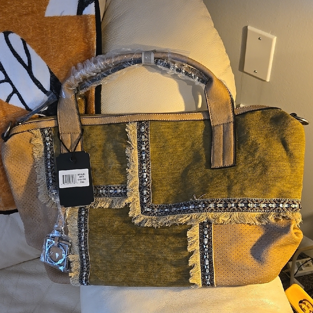 MARC CHANTAL Mustard Yellow Suede Tote with Patchwork Design 🤎   NEW   ⭐️